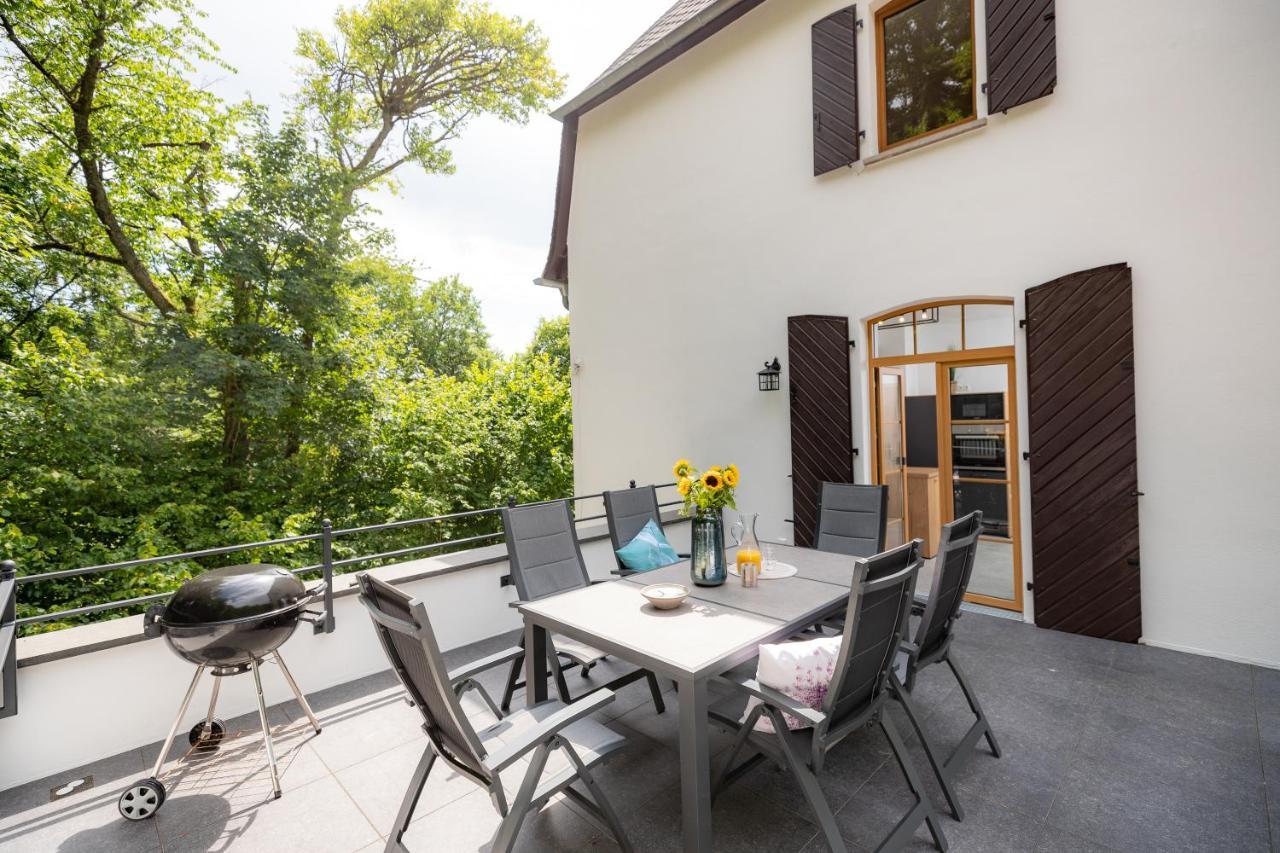Landhaus Karbach Komplett Oder Einzelne Wohneinheiten Villa Inkl Sauna Bzw Waldhaeuschen Hirten Bagian luar foto