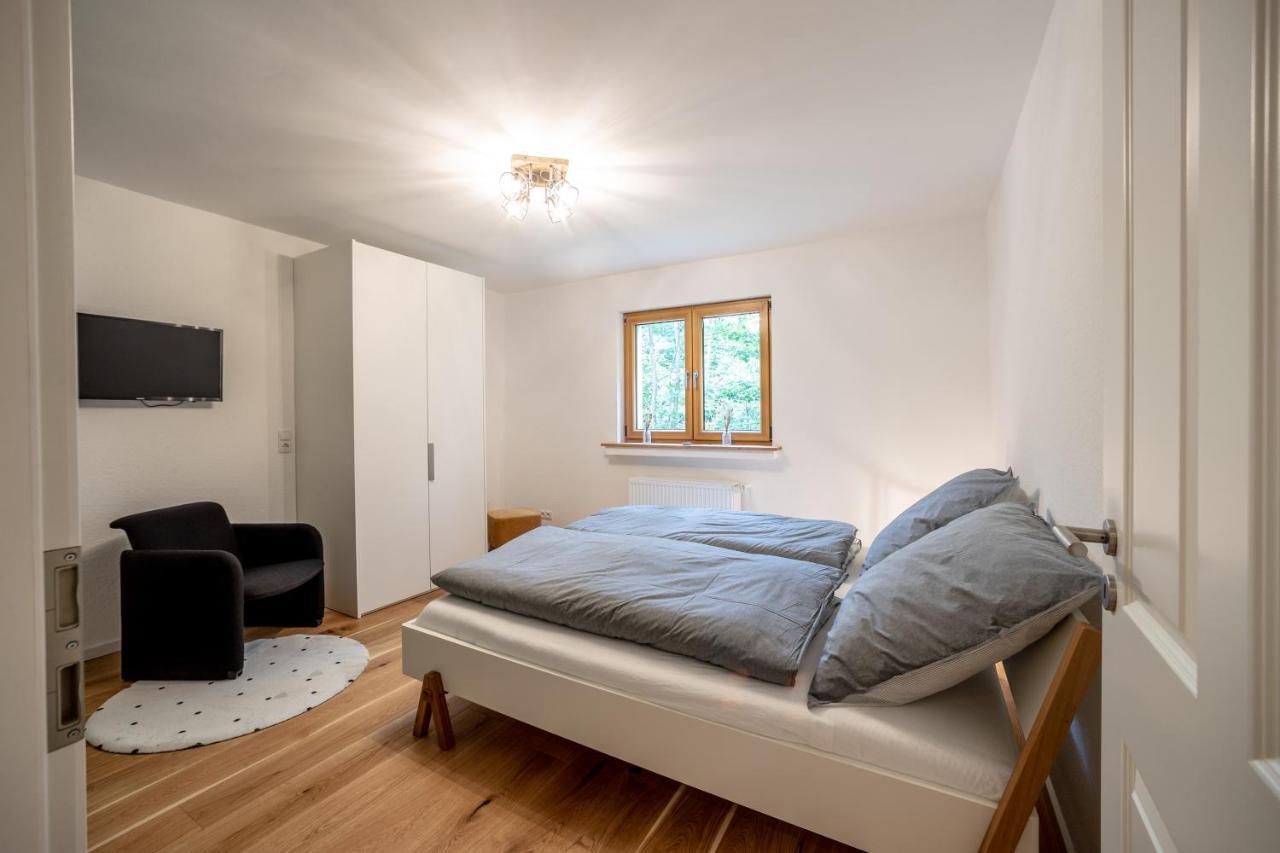 Landhaus Karbach Komplett Oder Einzelne Wohneinheiten Villa Inkl Sauna Bzw Waldhaeuschen Hirten Bagian luar foto